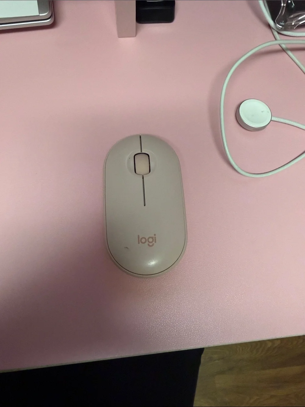 Slim Wireless Keyboard in Pink and White